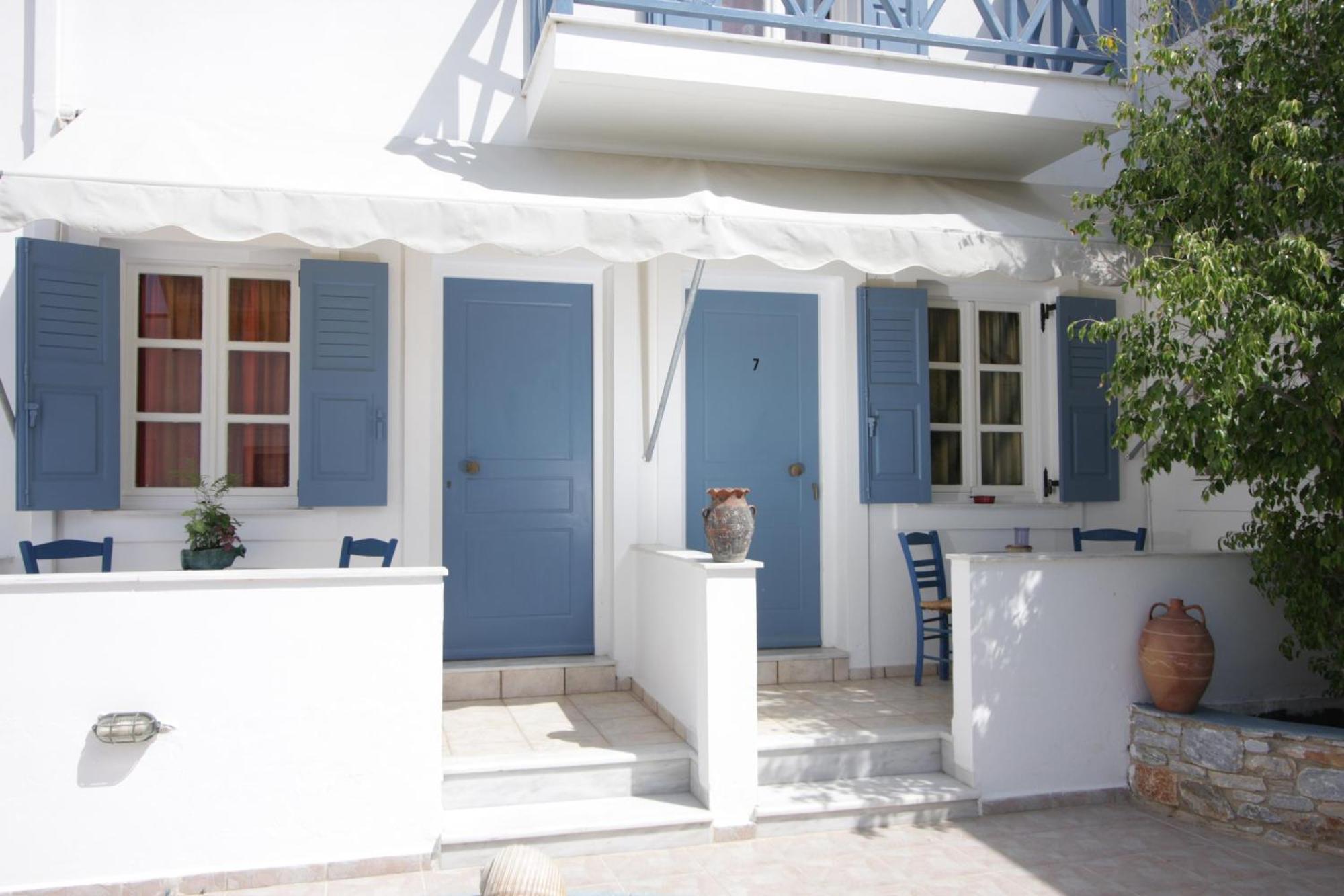 Manos Apartments Megas Gialos - Nites Exterior photo