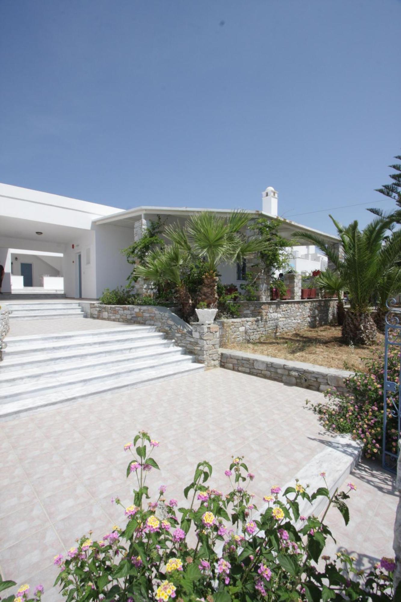 Manos Apartments Megas Gialos - Nites Exterior photo